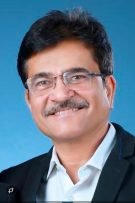 संजय शिंदे: कोल्हापूरच्या प्रशासनाला आकार देणारे शांत पण प्रभावी अतिरिक्त जिल्हाधिकारी